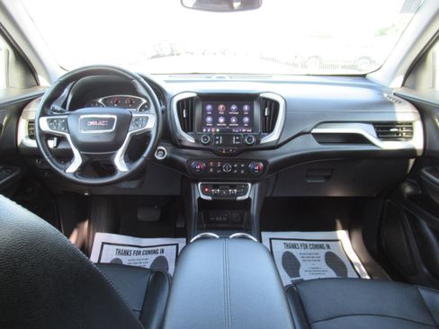Used 2023 GMC Terrain SLT image 14