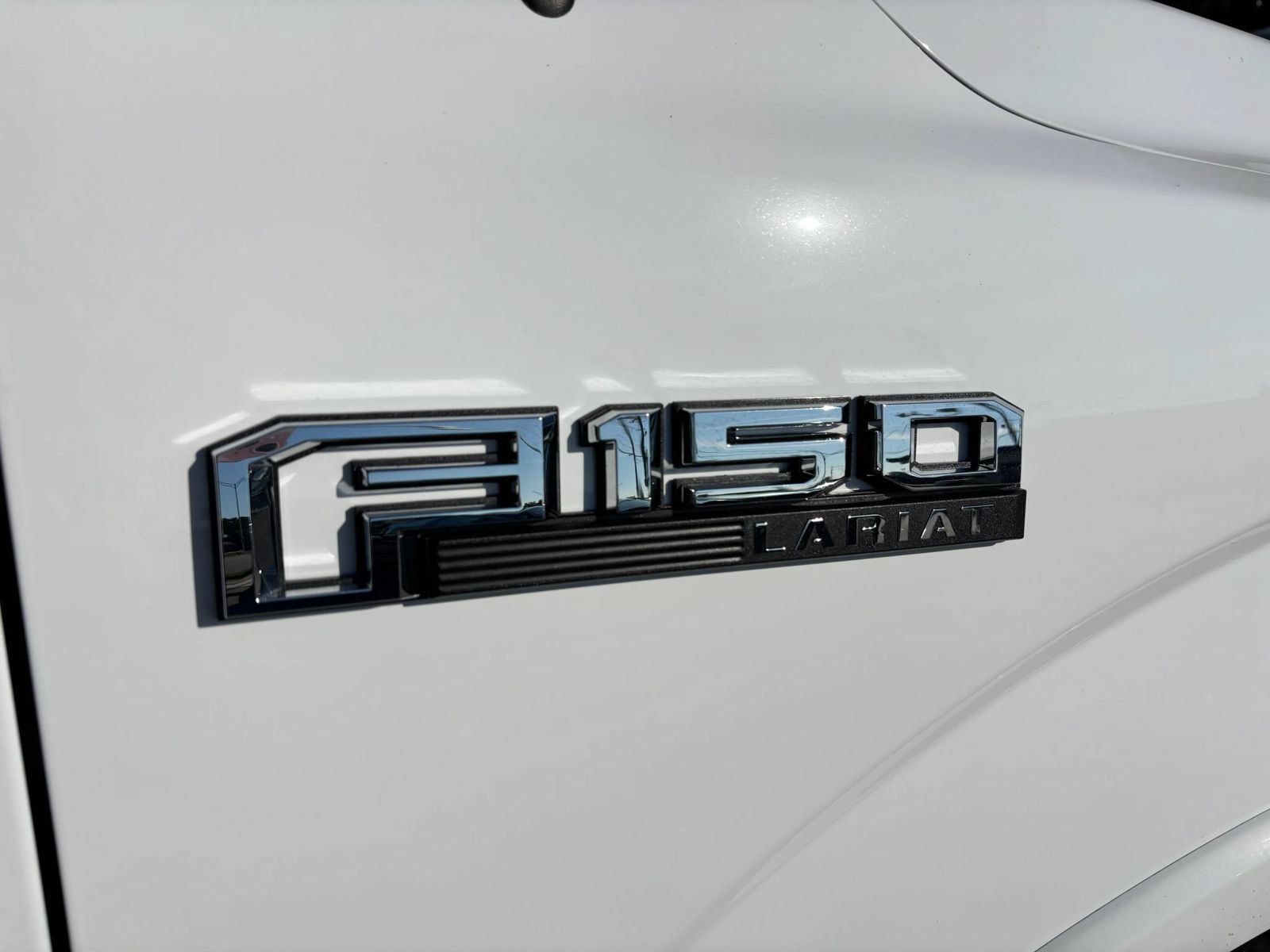 Used 2019 Ford F150 Lariat AWD/4WD image 10