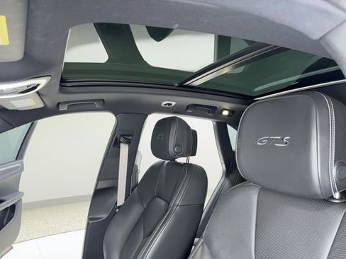 Used 2022 Porsche Macan GTS AWD/4WD image 5