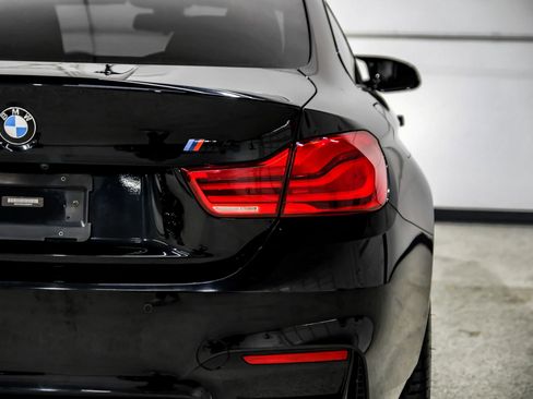 Used 2018 BMW M4 Coupe image 43
