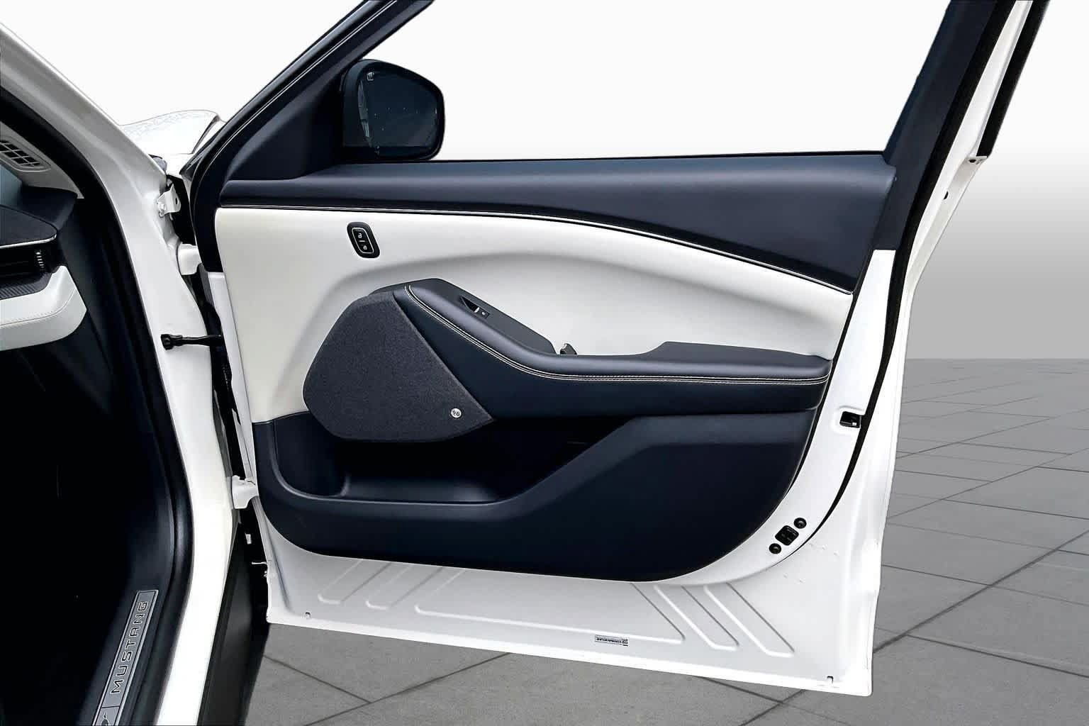 Used 2023 Ford Mustang Mach-E Premium RWD image 22