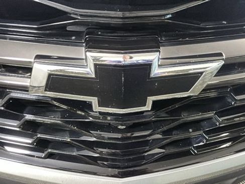 Used 2022 Chevrolet Traverse Premier w/ Redline Edition AWD/4WD image 8