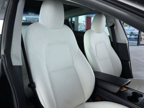 Used 2022 Tesla Model 3 RWD image 36