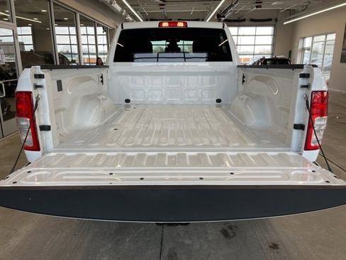 Used 2022 RAM 2500 Big Horn w/ Level A Equipment Group image 11