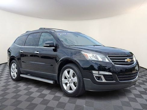 Used 2017 Chevrolet Traverse LT w/ Style and Technology Package AWD/4WD image 1