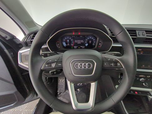 Used 2024 Audi Q3 2.0T Premium AWD/4WD image 30