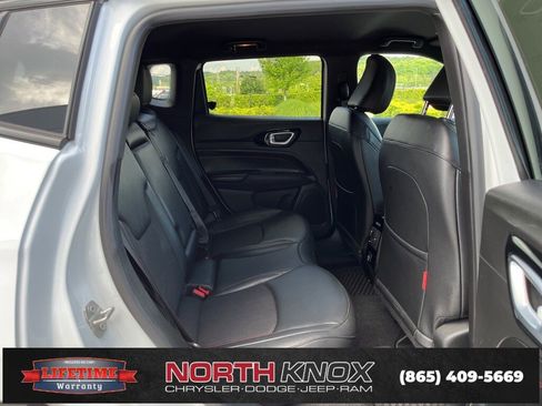 Used 2024 Jeep Compass Trailhawk image 21