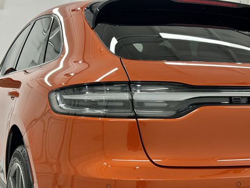 Certified 2024 Porsche Macan S AWD/4WD image 18