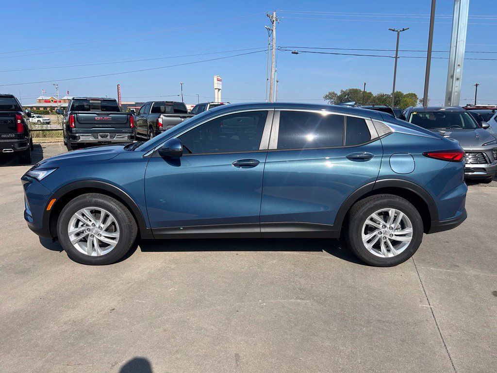 New 2026 Buick Envista Preferred w/ Convenience I Package FWD image 2