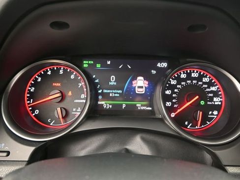 Used 2024 Toyota Camry XSE FWD image 10