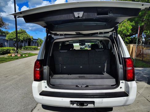 Used 2018 Chevrolet Tahoe LT image 23