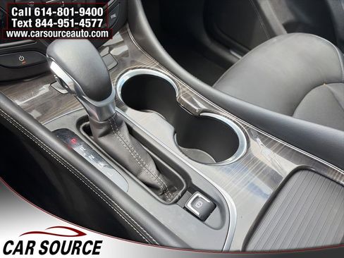 Used 2019 Buick Envision Essence AWD/4WD image 21