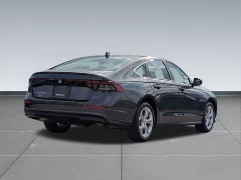 Used 2025 Honda Accord LX image 5