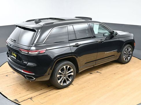 Used 2023 Jeep Grand Cherokee Overland w/ Advanced Protech Group III AWD/4WD image 47