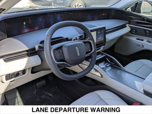 New 2026 Lincoln Nautilus Reserve w/ Jet Appearance Package image 7