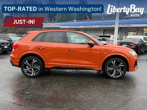 Used 2023 Audi Q3 2.0T Premium Plus w/ Premium Plus Package image 6