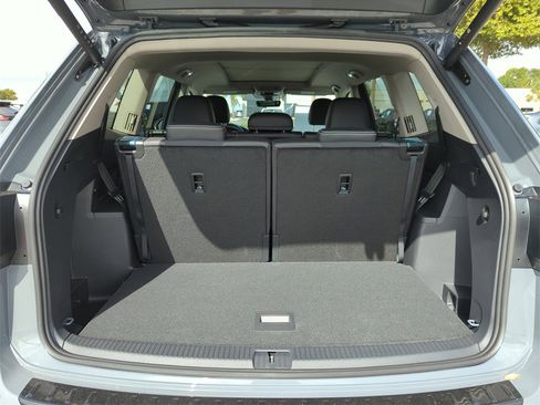 New 2026 Volkswagen Atlas SE image 15