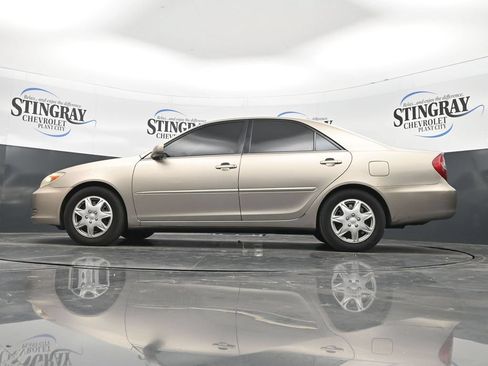 Used 2002 Toyota Camry XLE FWD image 29