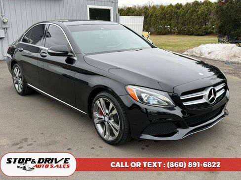 Used 2017 Mercedes-Benz C 300 C 300 4MATIC Sedan with Luxury w/ Premium 2 Package image 7