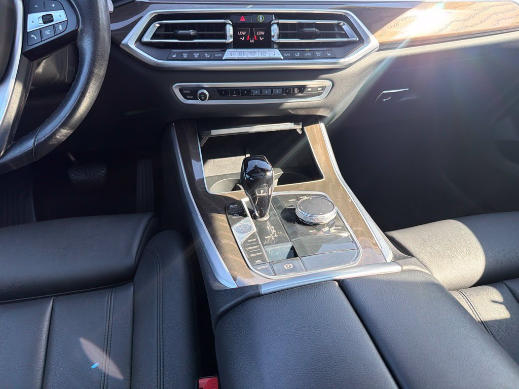 Used 2022 BMW X5 xDrive40i w/ Premium Package AWD/4WD image 16