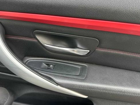 Used 2015 BMW 428i Convertible image 15