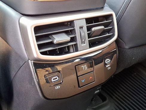 Used 2025 Lexus RX 350 Premium image 11