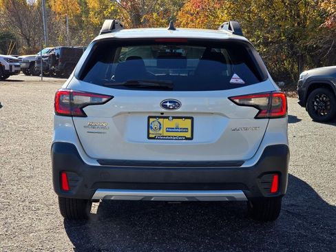 Used 2022 Subaru Outback Limited image 25