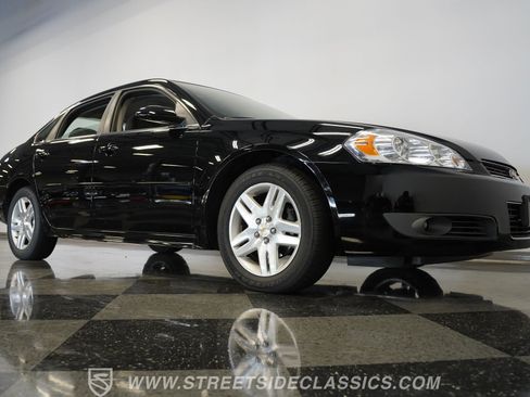 Used 2011 Chevrolet Impala LT image 20