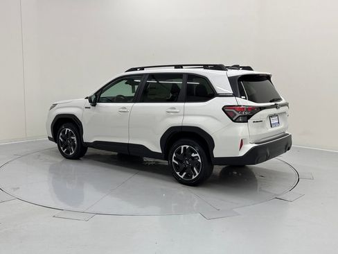 New 2026 Subaru Forester Premium AWD/4WD image 4