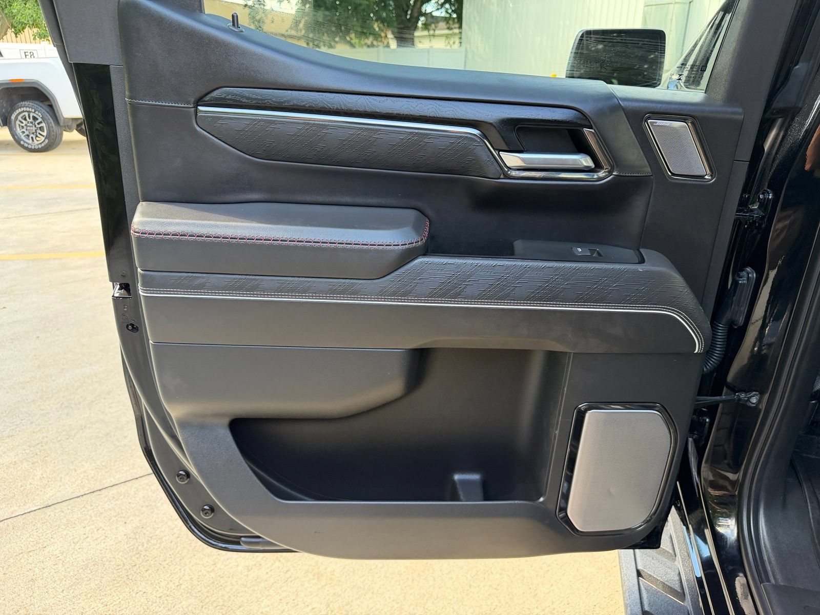Used 2024 GMC Sierra 1500 AT4X AWD/4WD image 23