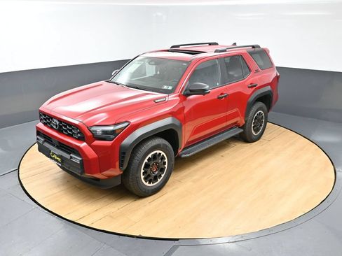 Used 2025 Toyota 4Runner TRD Off-Road Premium w/ Tow Technology Package AWD/4WD image 3