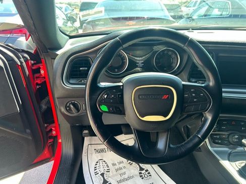 Used 2021 Dodge Challenger SXT RWD image 17