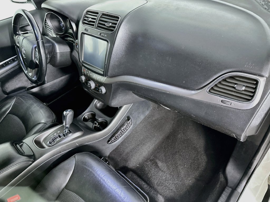 Used 2020 Dodge Journey Crossroad FWD image 32