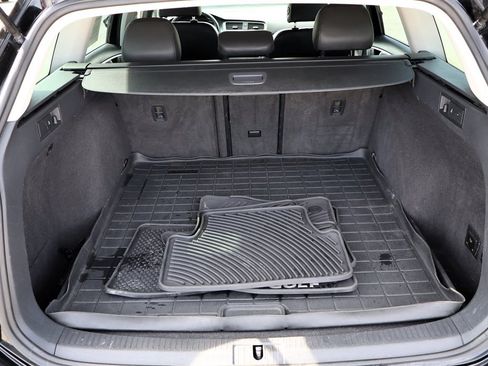 Used 2015 Volkswagen Golf TDI S FWD image 31