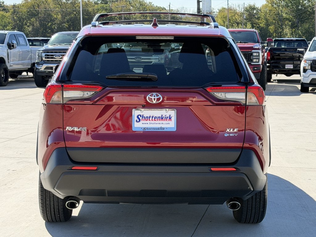 Used 2025 Toyota RAV4 XLE w/ Convenience Package AWD/4WD image 5