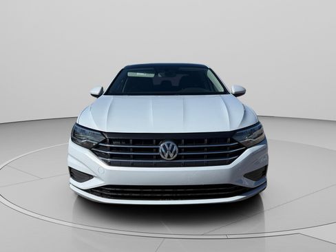 Used 2019 Volkswagen Jetta SE w/ Cold Weather Package image 8