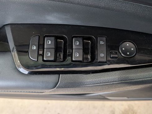 Used 2023 Kia Sportage EX FWD image 15