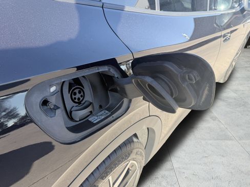 Used 2023 Volkswagen ID.4 Pro S image 63