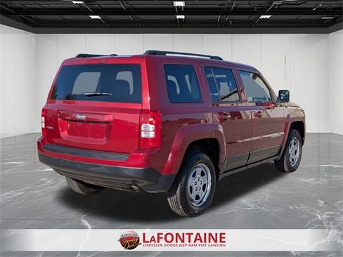 Used 2016 Jeep Patriot Sport w/ Power Value Group image 5