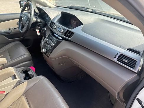 Used 2011 Honda Odyssey Touring image 13
