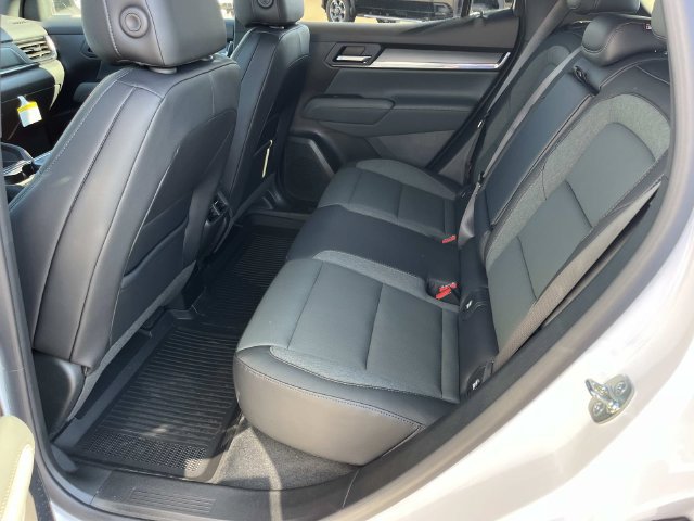 New 2027 GMC Terrain AT4 w/ Convenience Package III AWD/4WD image 19