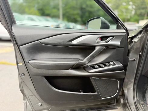 Used 2016 MAZDA CX-9 Touring FWD image 11