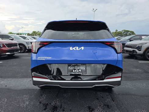New 2026 Kia Sportage SX image 7