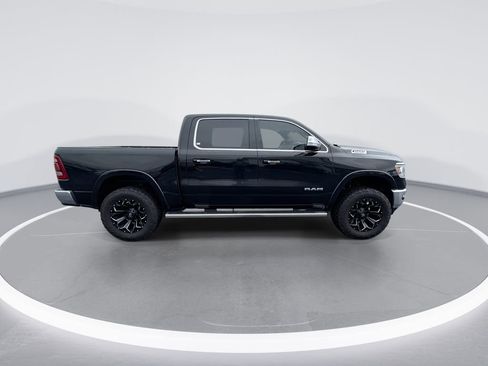 Used 2019 RAM 1500 Laramie AWD/4WD image 9