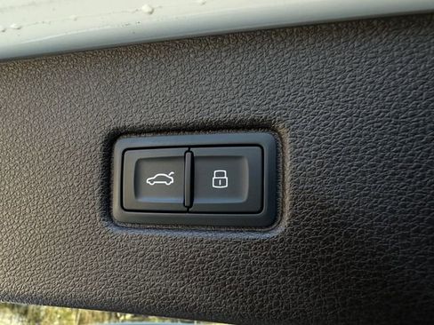 Used 2018 Audi Q7 2.0T Premium Plus image 43