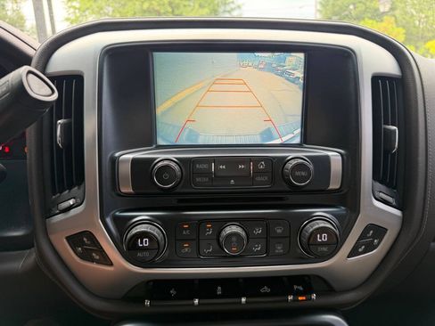 Used 2017 GMC Sierra 1500 SLT w/ SLT Premium Package AWD/4WD image 12