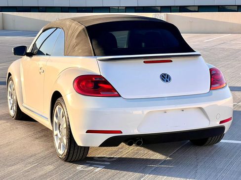 Used 2013 Volkswagen Beetle 2.5 FWD image 11