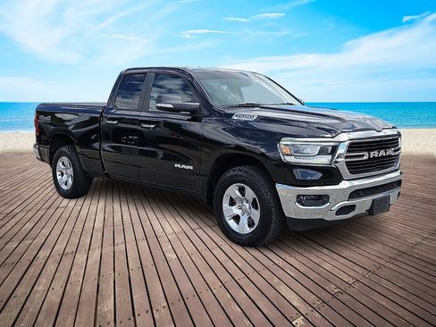 Used 2019 RAM 1500 Big Horn AWD/4WD image 3