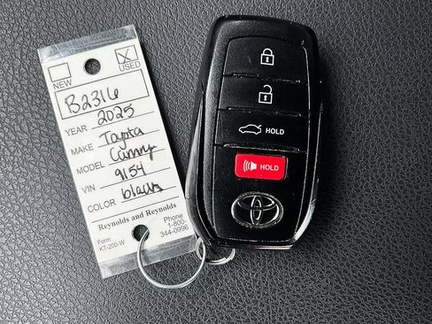 Used 2025 Toyota Camry SE w/ Convenience Package FWD image 31