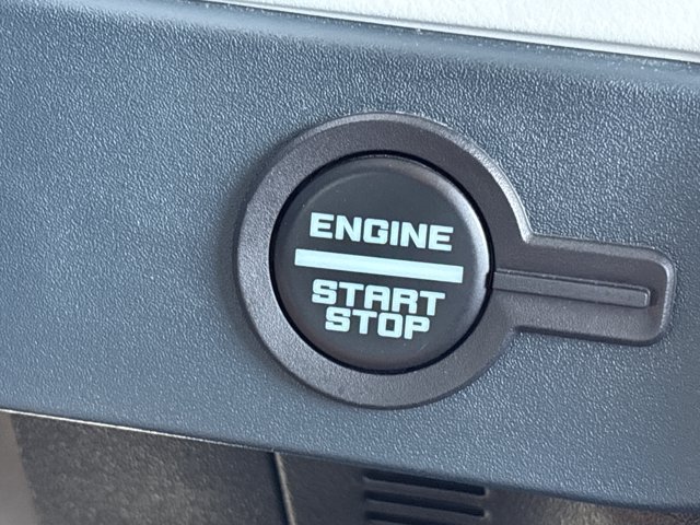 Used 2025 Ford Bronco Heritage Edition AWD/4WD image 31